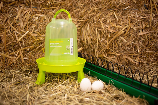 Poidło dla drobiu, z nóżkami, 1.5 l, pistacjowy/zielony