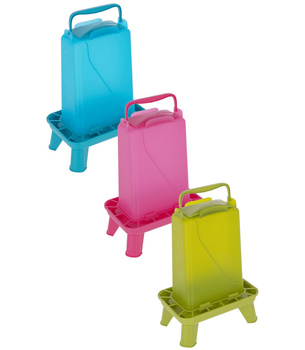 Karmidło dla drobiu prostokątne 3,5 - 5,5 l, plastikowe, różne kolory, Kerbl